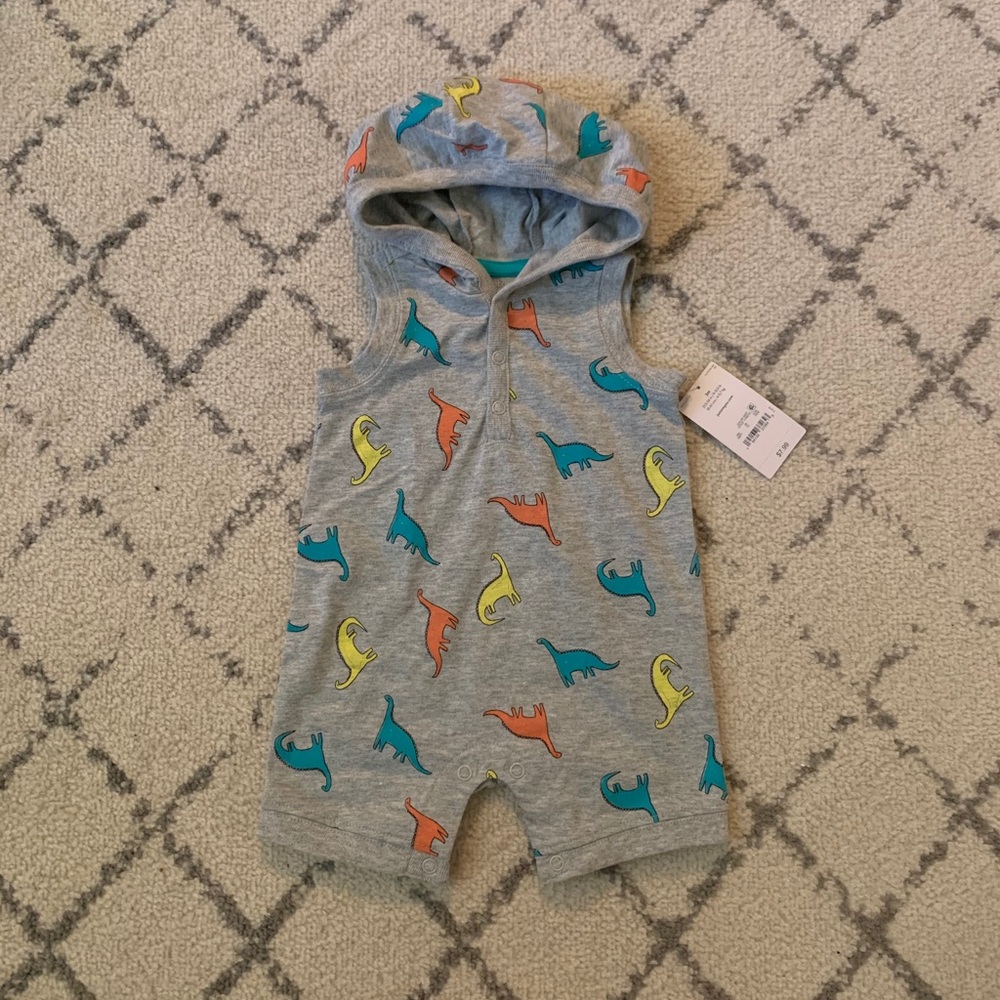 🆕 Dinosaur Outfit